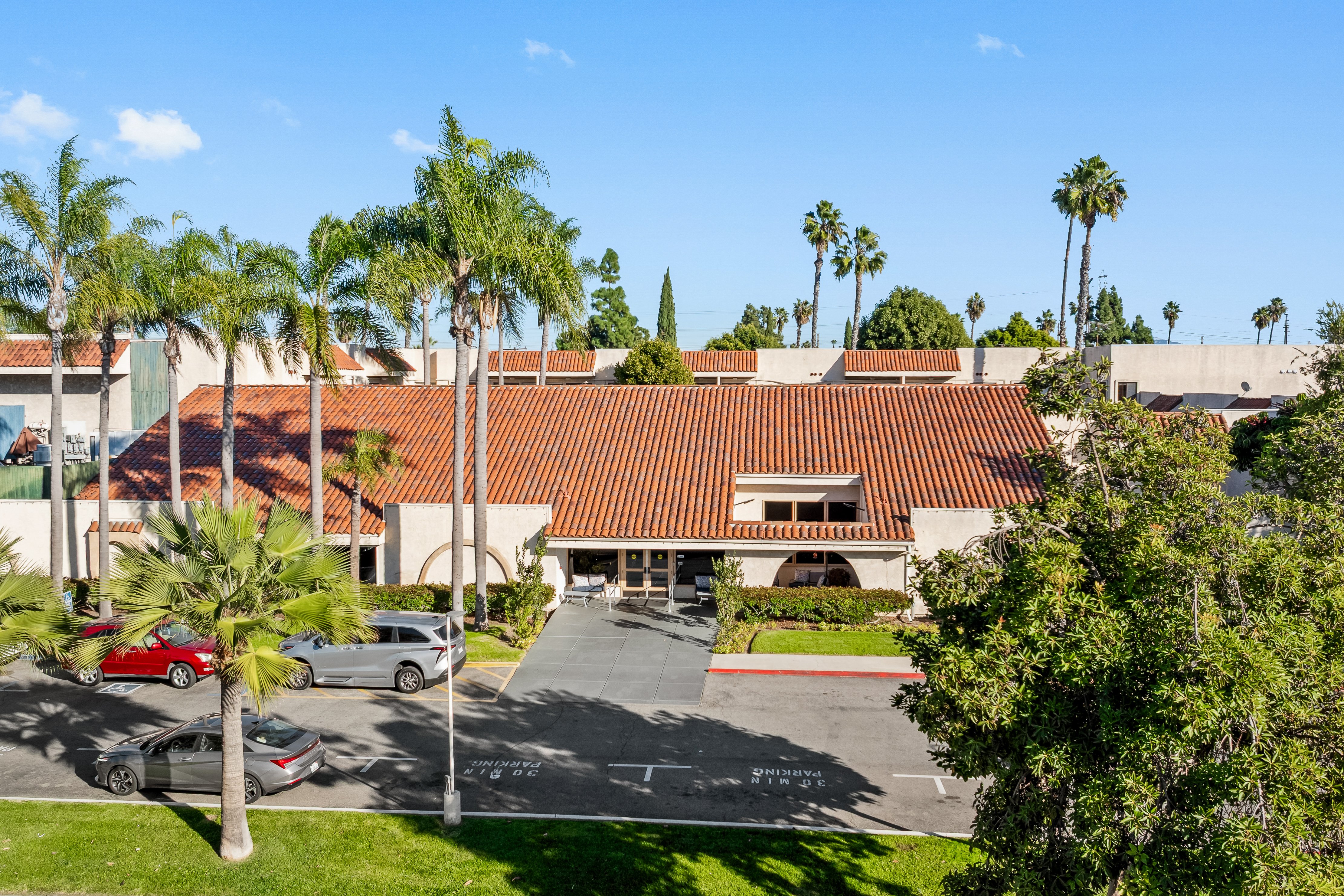 Marbella_Anaheim_Exterior_Building_3